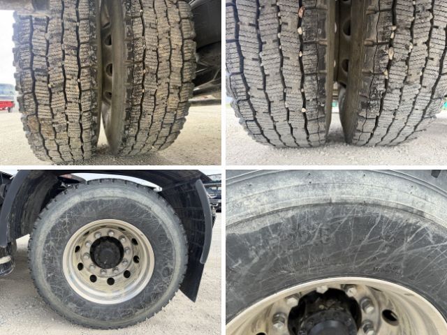 UDトラックスクオントレーラーヘッド（トラクターヘッド）大型（10t）[写真11]