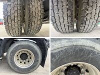 UDトラックスクオントレーラーヘッド（トラクターヘッド）大型（10t）[写真12]