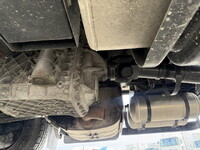 UDトラックスクオントレーラーヘッド（トラクターヘッド）大型（10t）[写真15]