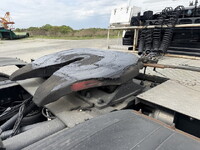 UDトラックスクオントレーラーヘッド（トラクターヘッド）大型（10t）[写真23]