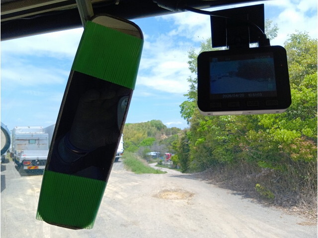 三菱ふそうファイター平ボディ中型（4t）[写真27]