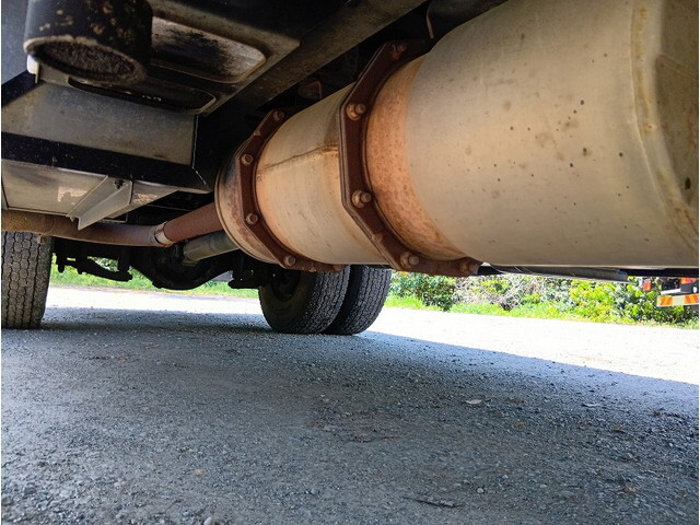 三菱ふそうファイター平ボディ中型（4t）[写真34]