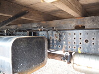 三菱ふそうキャンター平ボディ小型（2t・3t）[写真13]