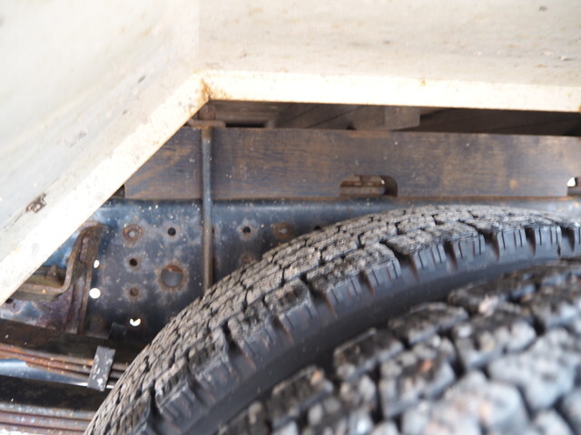 三菱ふそうキャンター平ボディ小型（2t・3t）[写真21]