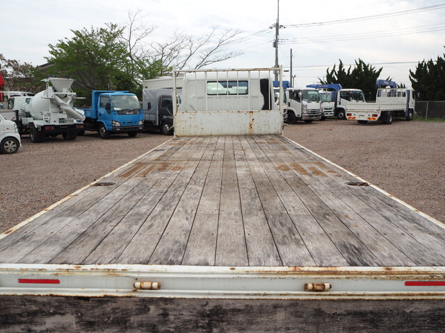 三菱ふそうキャンター平ボディ小型（2t・3t）[写真29]