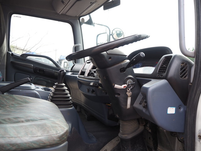 日野レンジャーセルフクレーン4段中型（4t）[写真32]