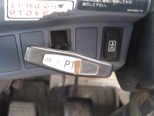 日野レンジャーセルフクレーン4段中型（4t）[写真39]