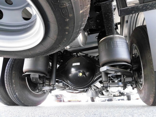 三菱ふそうファイターアルミウイング中型（4t）[写真10]