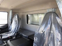 三菱ふそうファイターアルミウイング中型（4t）[写真20]