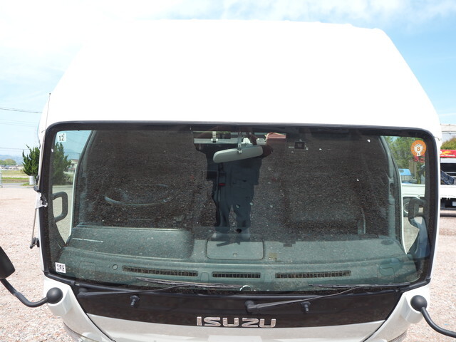 いすゞエルフクレーン4段小型（2t・3t）[写真21]