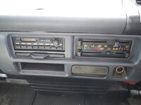 いすゞエルフクレーン4段小型（2t・3t）[写真36]