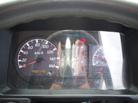 いすゞエルフクレーン4段小型（2t・3t）[写真40]