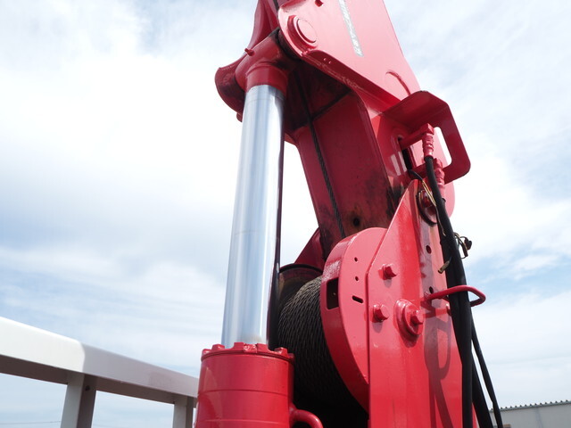 いすゞエルフクレーン4段小型（2t・3t）[写真08]