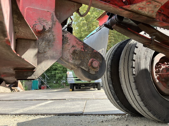 三菱ふそうファイターコンテナ専用車中型（4t）[写真19]