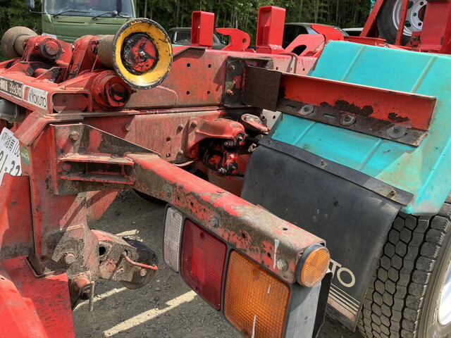 三菱ふそうファイターコンテナ専用車中型（4t）[写真23]