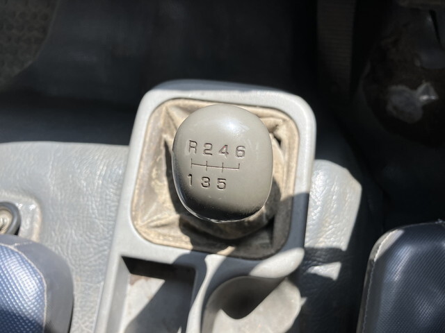 三菱ふそうファイターコンテナ専用車中型（4t）[写真29]