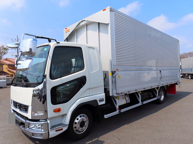 三菱ふそうファイターアルミウイング中型（4t）[写真01]