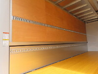 三菱ふそうファイターアルミウイング中型（4t）[写真32]