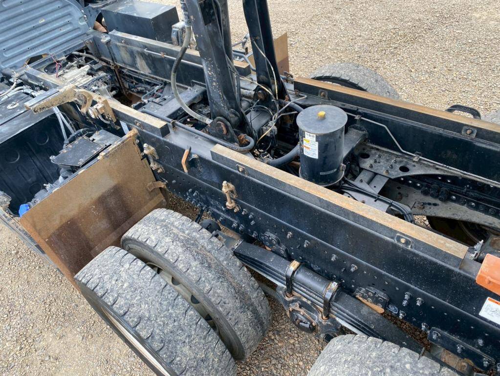 日野プロフィアダンプ大型（10t）[写真13]