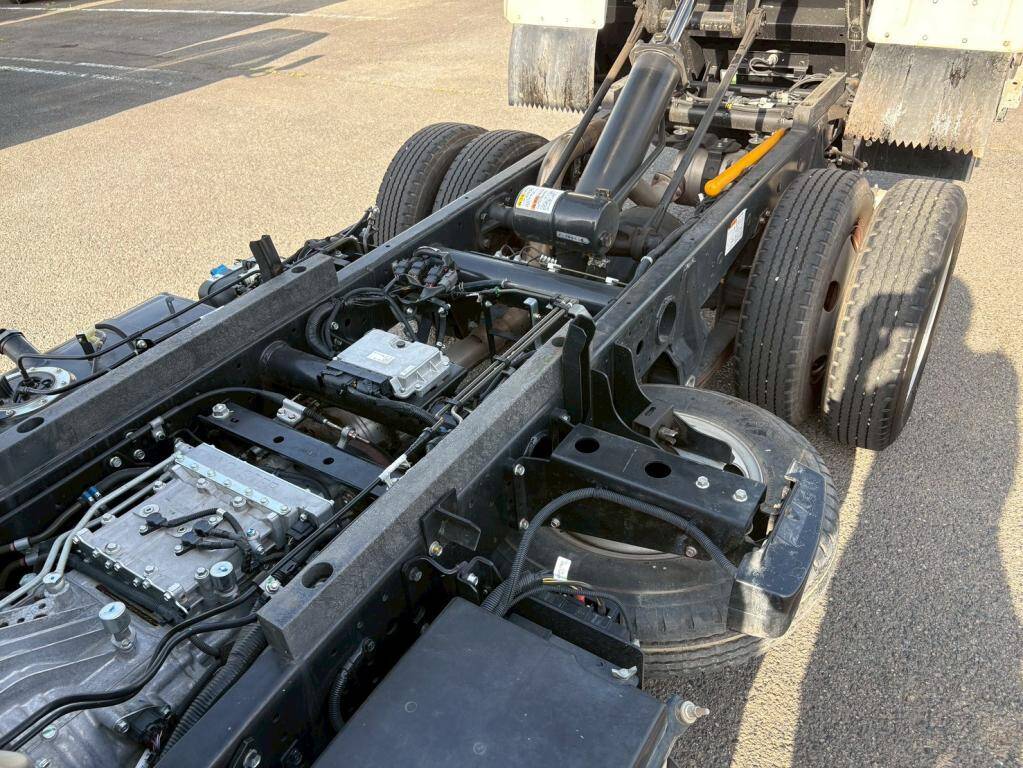 三菱ふそうキャンターダンプ小型（2t・3t）[写真14]