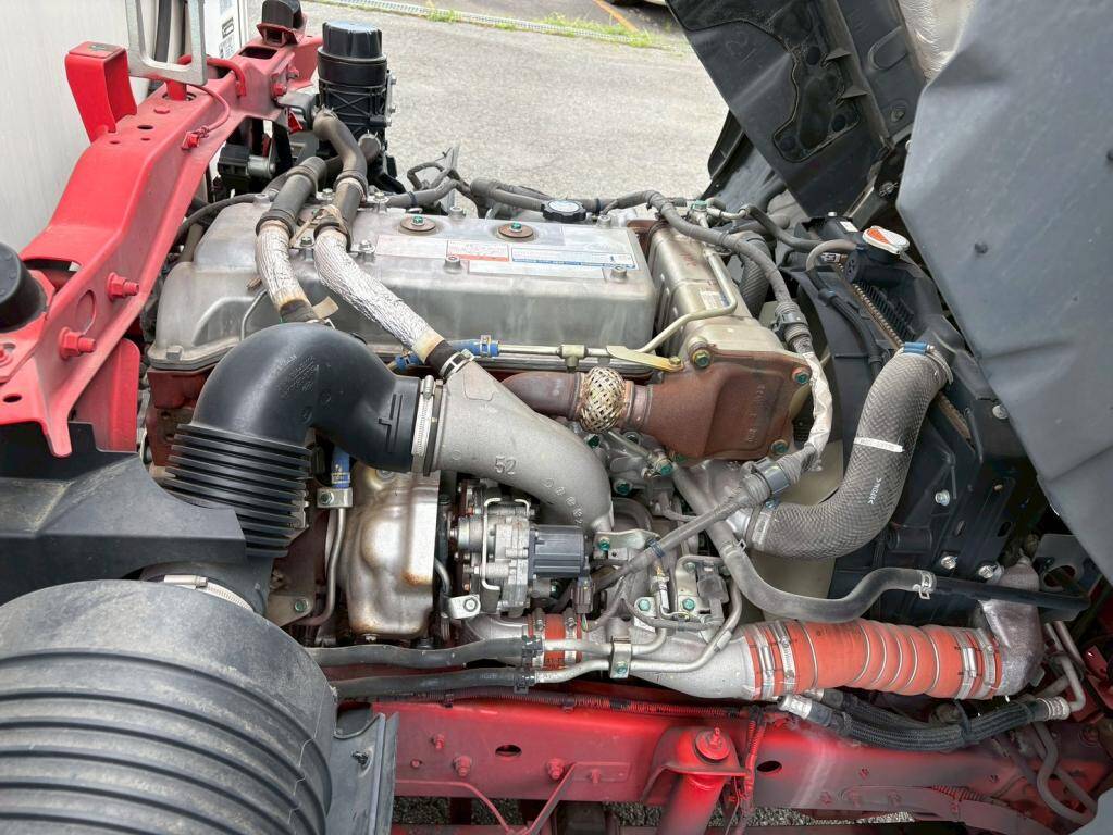 日野レンジャー冷凍車（冷蔵車）中型（4t）[写真18]