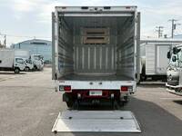 日野レンジャー冷凍車（冷蔵車）中型（4t）[写真12]