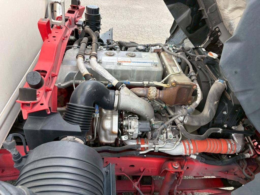 日野レンジャー冷凍車（冷蔵車）中型（4t）[写真18]