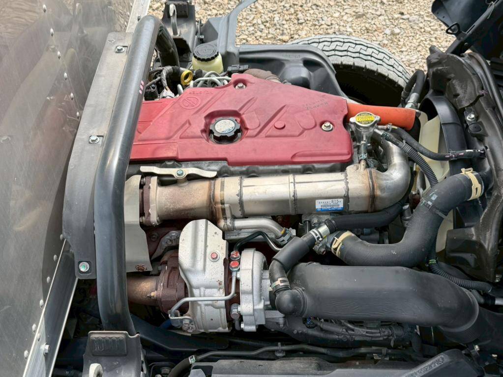 日野デュトロアルミバン小型（2t・3t）[写真15]