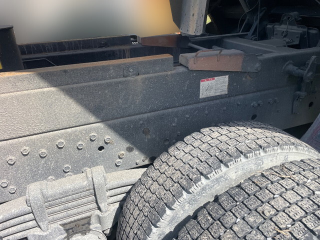 三菱ふそうスーパーグレートダンプ大型（10t）[写真23]