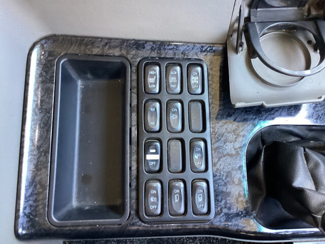 三菱ふそうスーパーグレートダンプ大型（10t）[写真36]