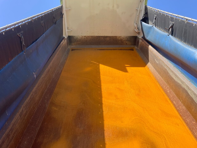 三菱ふそうスーパーグレートダンプ大型（10t）[写真08]