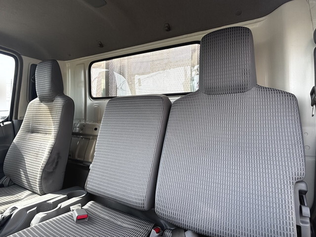 日野デュトロパッカー車（塵芥車）小型（2t・3t）[写真30]