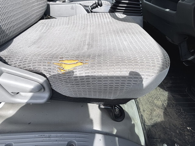 日野デュトロパッカー車（塵芥車）小型（2t・3t）[写真32]