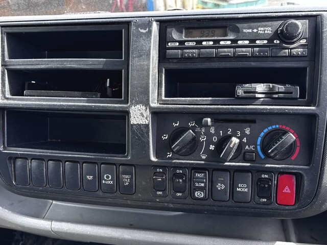 日野デュトロパッカー車（塵芥車）小型（2t・3t）[写真35]