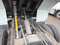 三菱ふそうキャンターパッカー車（塵芥車）小型（2t・3t）[写真11]