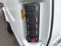 三菱ふそうキャンターパッカー車（塵芥車）小型（2t・3t）[写真18]