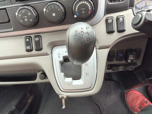 三菱ふそうキャンターパッカー車（塵芥車）小型（2t・3t）[写真33]