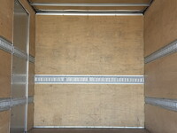 いすゞエルフアルミバン小型（2t・3t）[写真11]