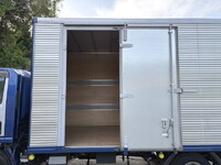 いすゞエルフアルミバン小型（2t・3t）[写真13]