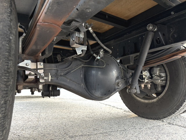 いすゞエルフアルミバン小型（2t・3t）[写真17]