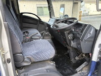 いすゞエルフアルミバン小型（2t・3t）[写真21]