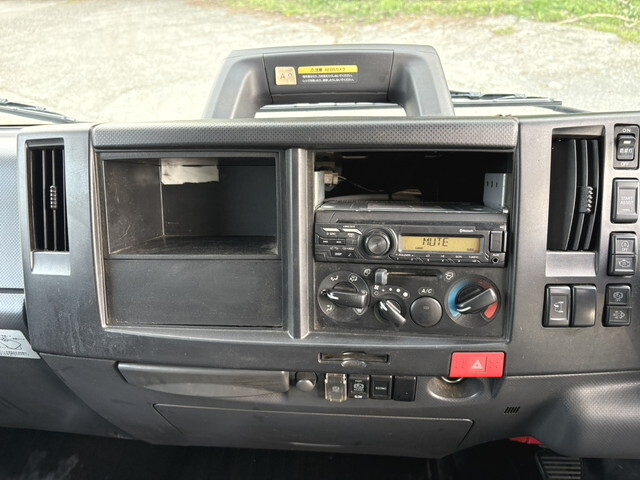 いすゞエルフアルミバン小型（2t・3t）[写真23]