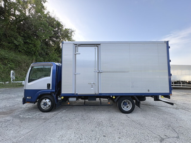 いすゞエルフアルミバン小型（2t・3t）[写真05]