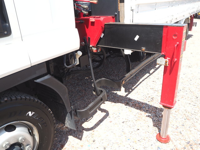 いすゞフォワードクレーン4段中型（4t）[写真13]