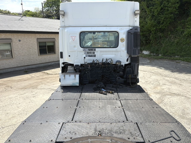 日野プロフィアトレーラーヘッド（トラクターヘッド）大型（10t）[写真13]