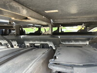 日野プロフィアトレーラーヘッド（トラクターヘッド）大型（10t）[写真18]