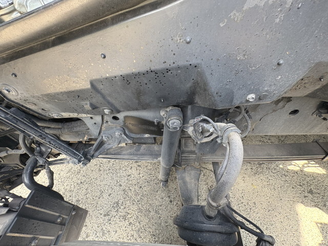 日野プロフィアトレーラーヘッド（トラクターヘッド）大型（10t）[写真34]