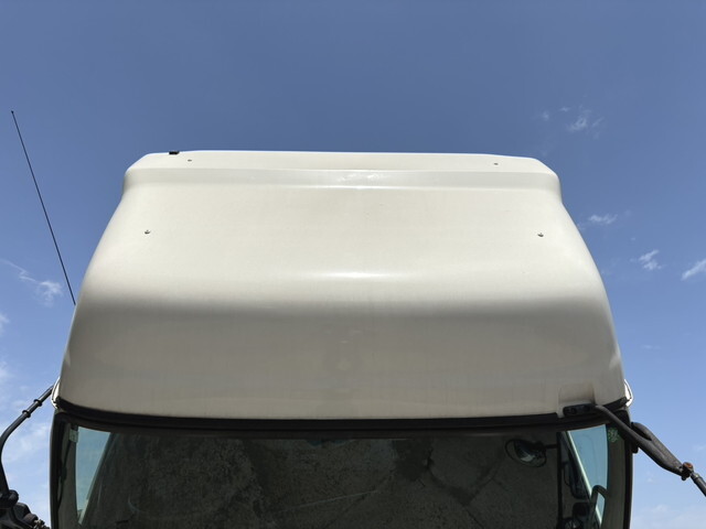 日野プロフィアトレーラーヘッド（トラクターヘッド）大型（10t）[写真37]