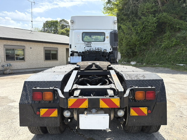 日野プロフィアトレーラーヘッド（トラクターヘッド）大型（10t）[写真06]