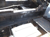 いすゞフォワードコンテナ専用車中型（4t）[写真15]